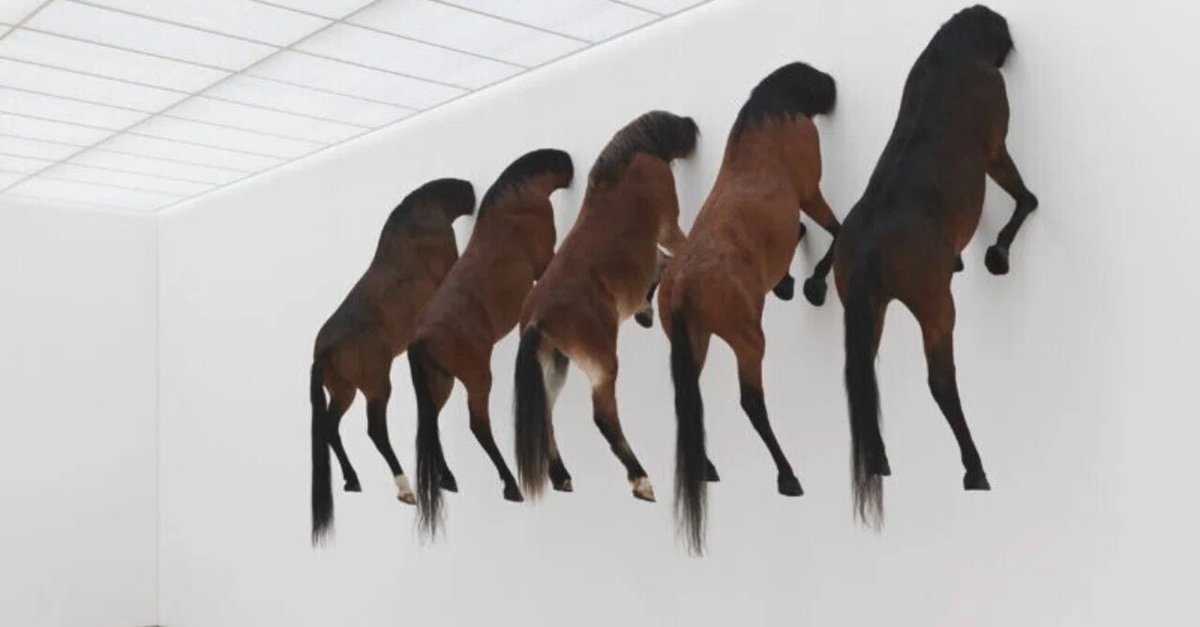 マウリツィオ カテラン 馬 Maurizio Cattelan マウリツィオ・カテラン -