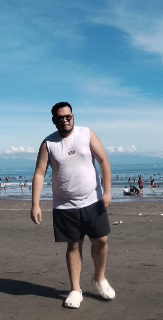 Arverage_014's tweet image. To a BEARable 2026 🐻🤎