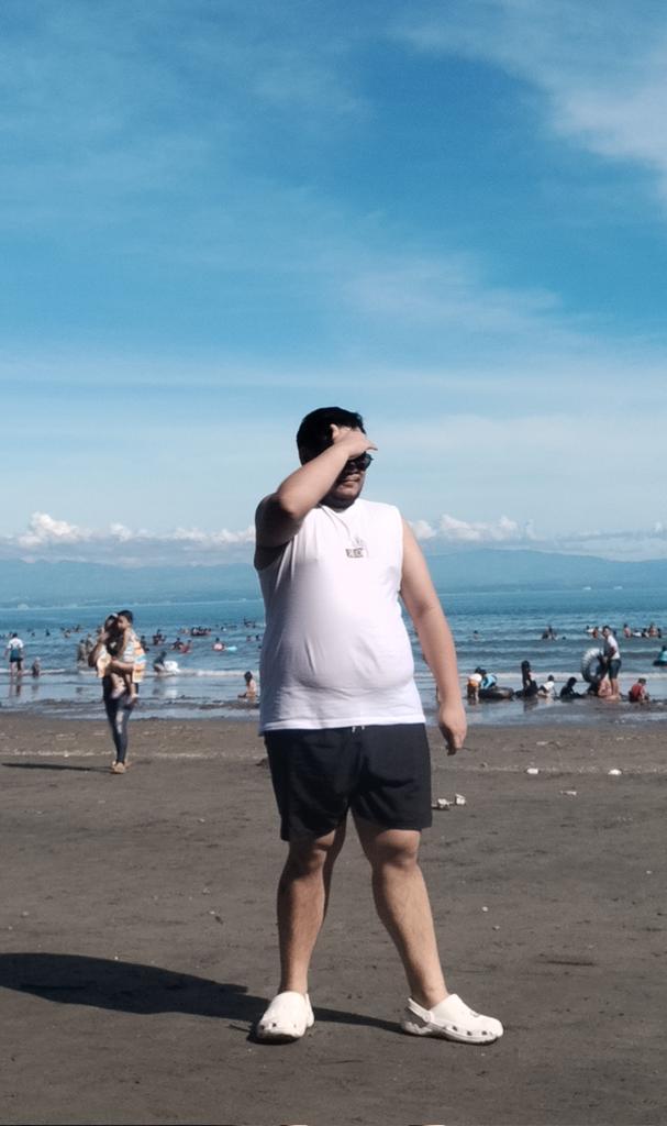 Arverage_014's tweet image. To a BEARable 2026 🐻🤎