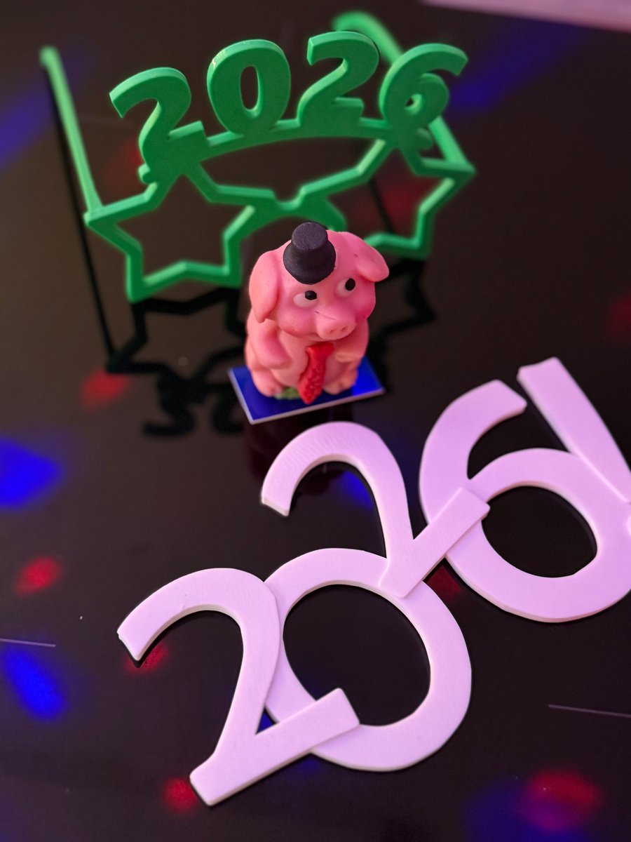 Lange nicht hier gewesen… 

Frohes Neues erstmal 🍀💕🙂