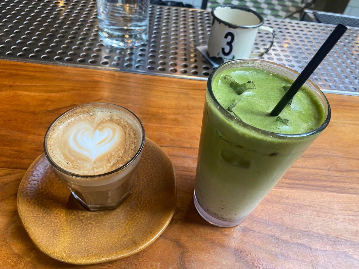 Ella999700's tweet photo. Savoring warm coffee moments, slow sips, calm thoughts, and cozy vibes to start the day ☕✨😊 https://t.co/RDDmvqAjze