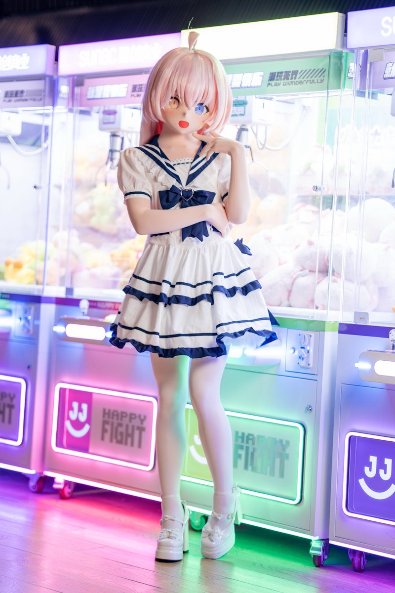 “老师，谢谢你记得我的生日，诶嘿嘿…”
“不过既然都来了，那就放下手上的工作，陪大叔我玩一下吧”
摄影：<a href="/Yureachan/">摇艾YuA</a> 
后勤：<a href="/yaoliang520/">巨大厉害的律</a> 
（祝小鸟游星野生日快乐！p3衣领乱了致歉真的很感谢三位的帮助，没有你们任何一个我都不可能拍出这组图😭包括寒神的赶工和两位陪我挨冻的摄影后勤，十分感谢！）