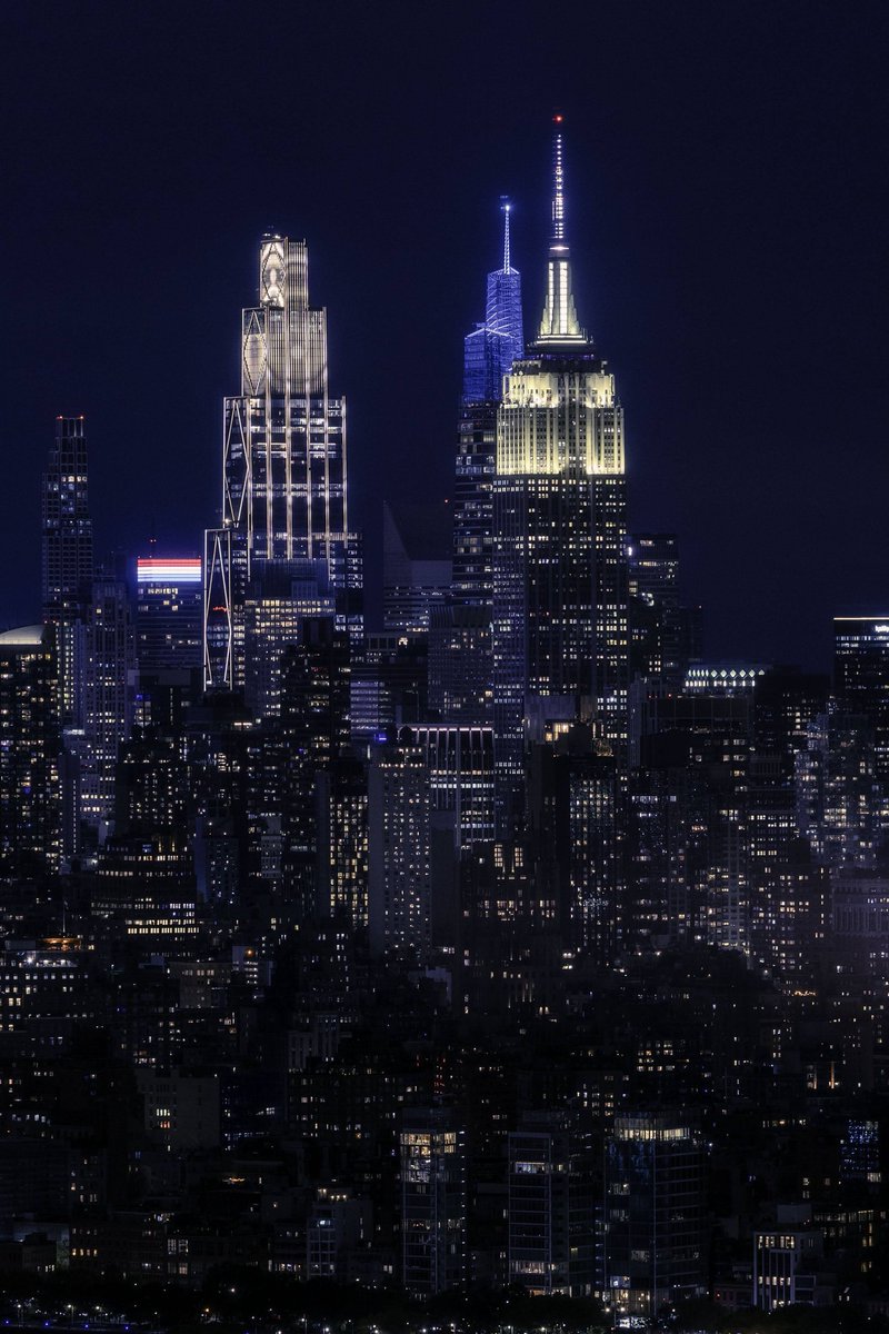 Carlos Sánchez tweet media