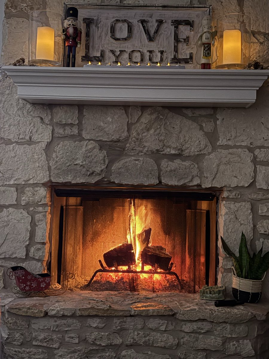 JackIngram's tweet image. This is the year!

Happy! Happy!

2026!!!

In the words of my dear, dear, friend, Todd…

This year I think we should all resolve to “put our pants on TWO LEGS AT A TIME… just like NOBODY ELSE!!!”

And LOVE… lead with that!  It can’t be any worse than what we’ve already tried!…