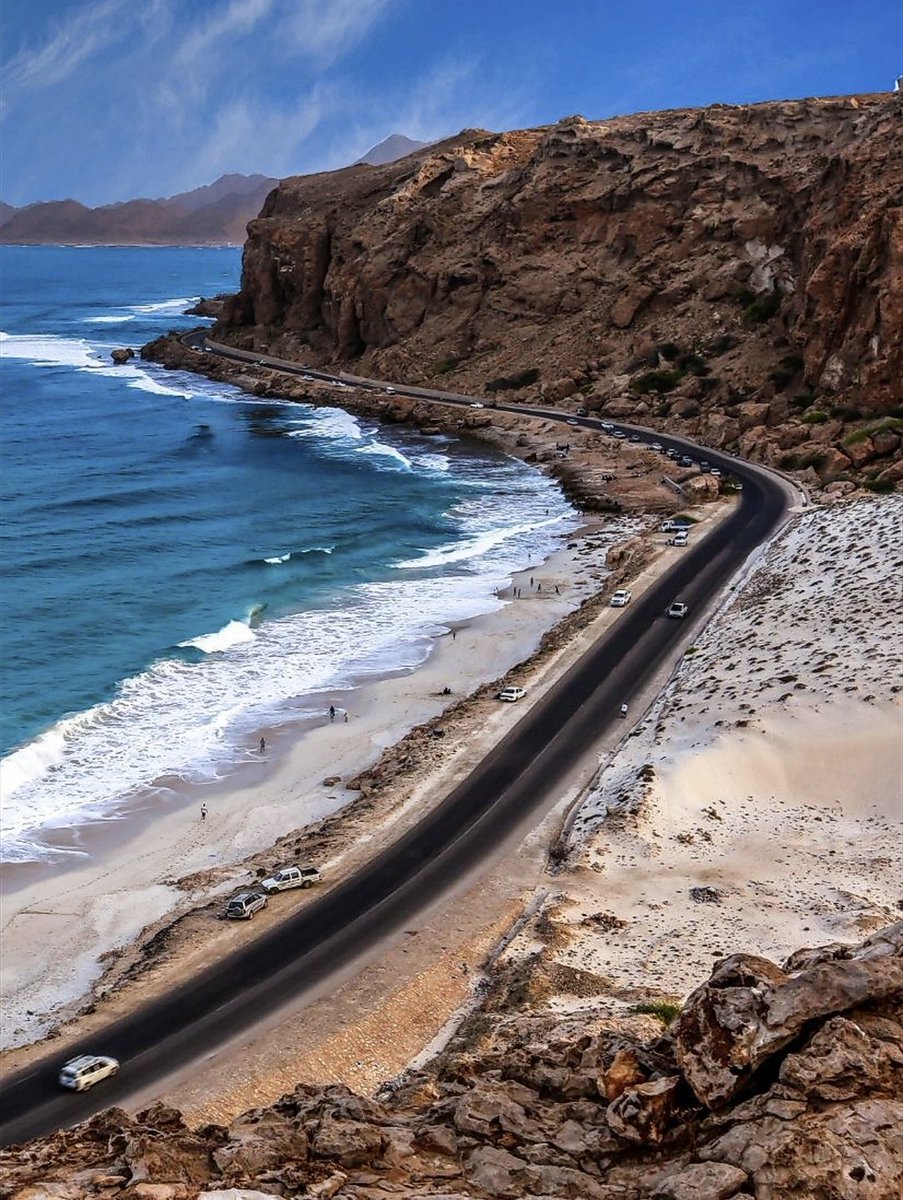 h77iix's tweet image. بس حضرموت أجمل من صورة AI اللي حاطها