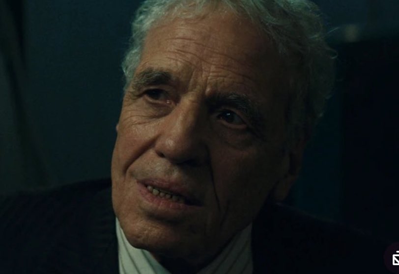 erdtrees's tweet image. Gym empty on 01/01