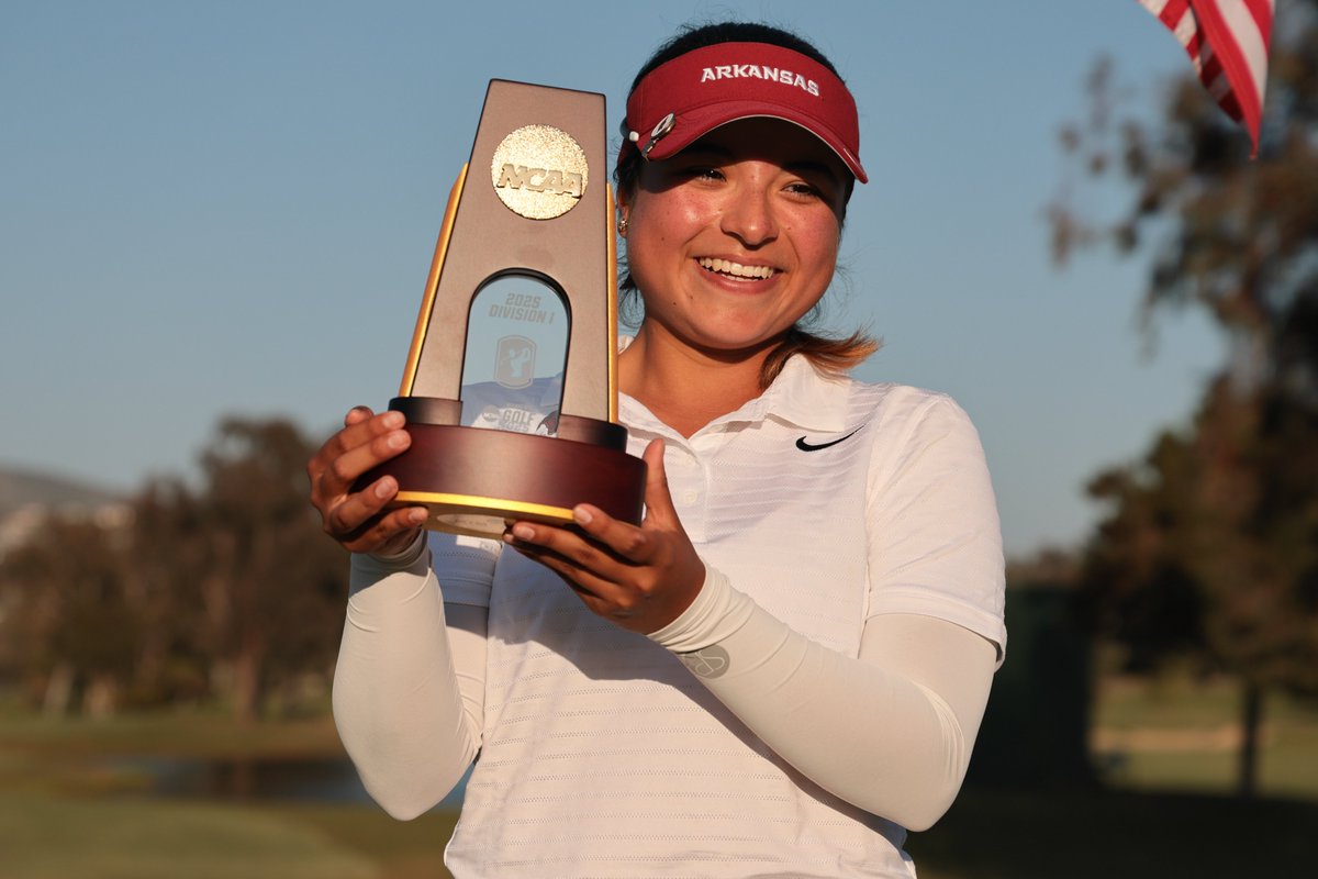 RazorbackWGolf's tweet photo. 2025 was a BIG year for our program!

Here's to more in 2026 🥂 https://t.co/gj3YsHDvq1