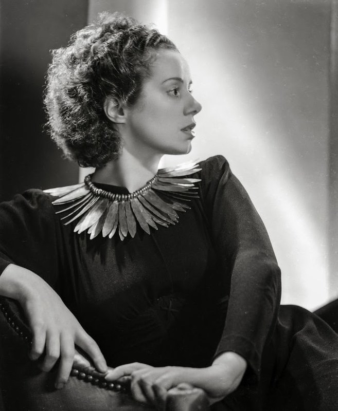Elsa Lanchester