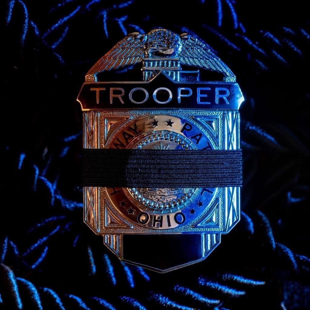 OSHP_NWOhio's tweet photo. It is with great sorrow that the Ohio State Highway Patrol recognizes the off-duty death of Sergeant Matthew Cook of the Defiance Post. 
 
Our thoughts are with Sergeant Cook’s family, the Findlay District and the Patrol family as a whole. https://t.co/wXR6StTQOh