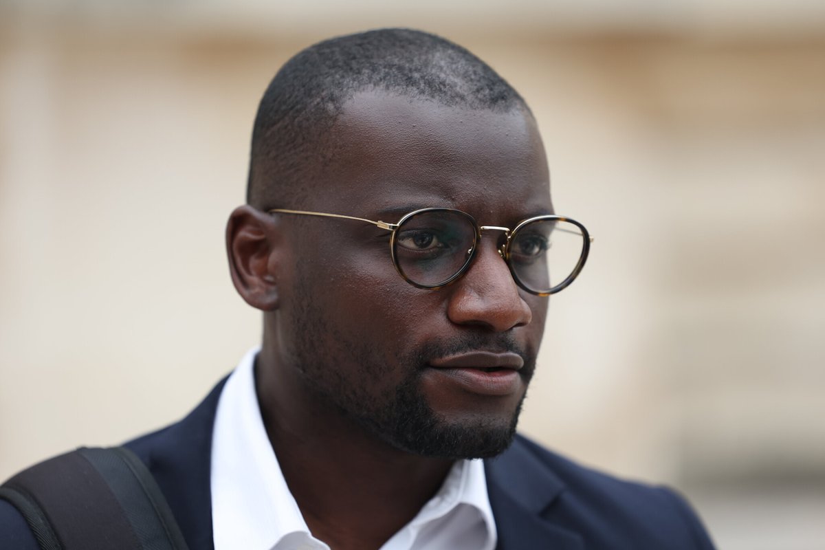 le_Parisien's tweet image. Le député LFI Carlos Martens Bilongo lie racisme et « pauvreté intellectuelle » dans le Nord, Bertrand et Chenu dénoncent son « mépris »
➡️ l.leparisien.fr/3dj7