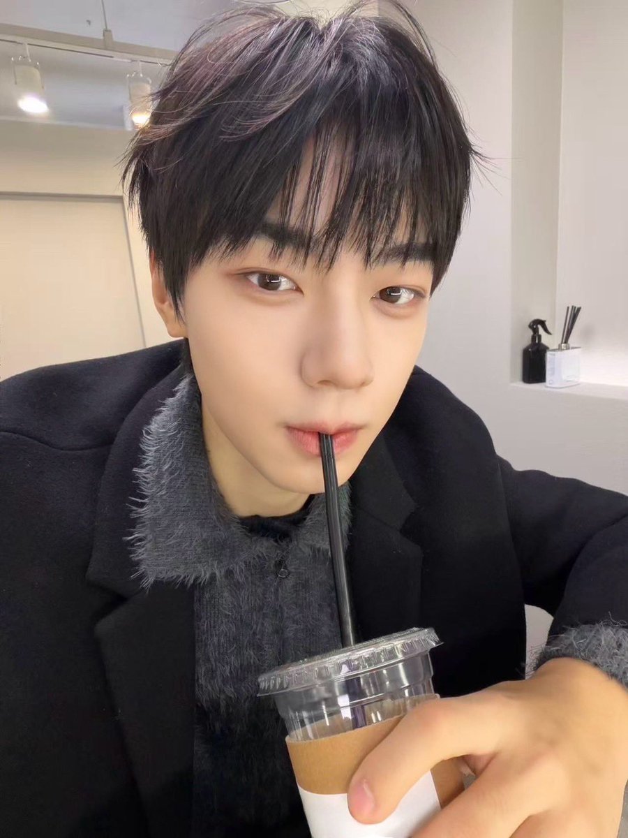 새해 복 많이 받으세요❤️
 #caijinxin #차이진신