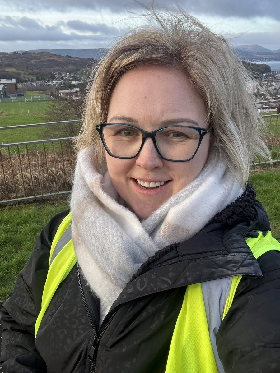 clairemel_81's tweet image. A lovely way to start 2026 volunteering at the Lyle Mile run with my @GGHarriers team 🥶😍 but a nice catch up with some friendly faces, gutted not to be running 😭 #coldday #dryweather #views