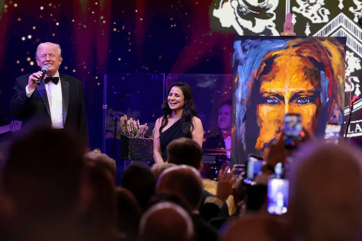 patrickcbrown's tweet image. Meanwhile..."U.S. President Donald Trump stands next to Vanessa Horabuena as he auctions her speed painting of Jesus of Nazareth during a New Year's Eve party..."