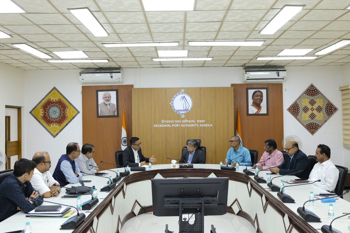 Deendayal Port Authority, Kandla tweet media