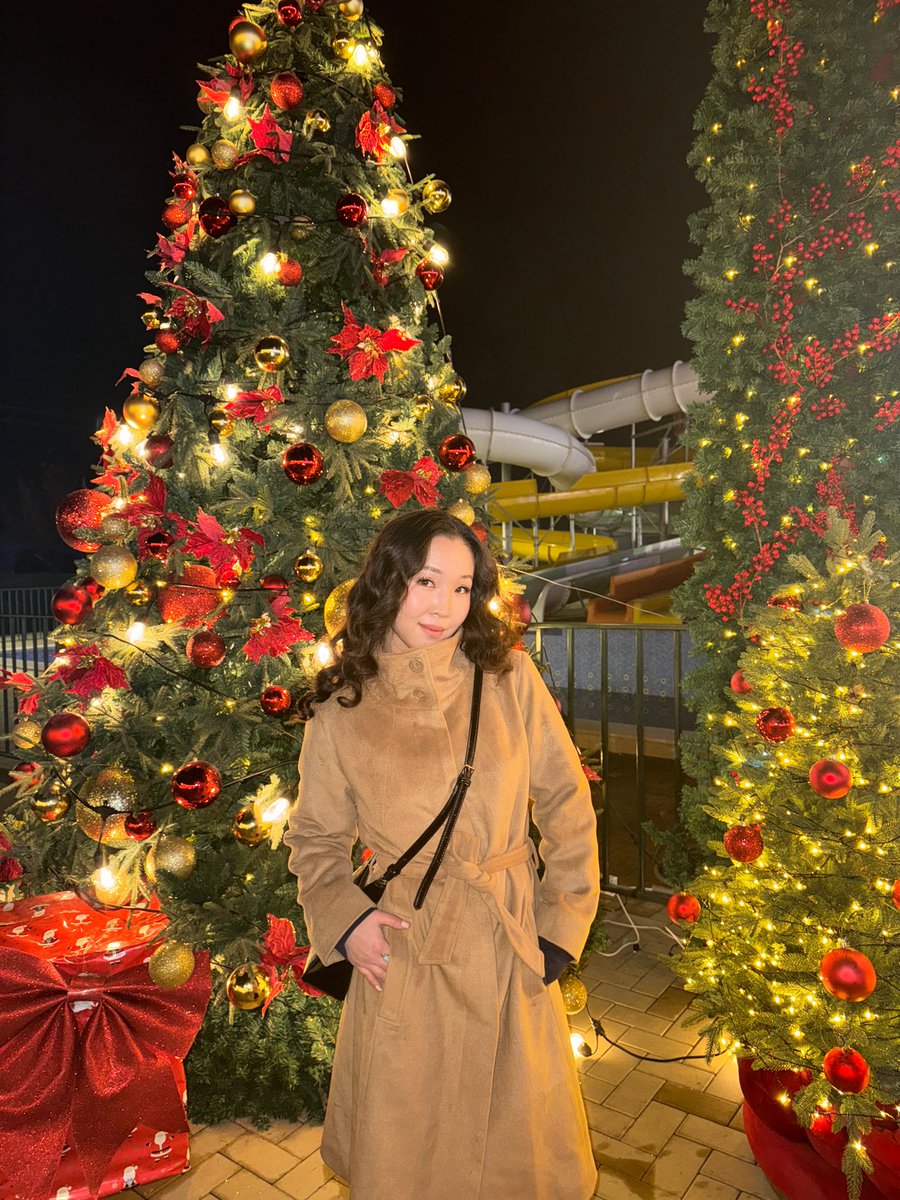 В этом году я регулярно делала всё, чтобы моя жизнь была хорошей, веселой, счастливой.
И на этом спасибо)✨