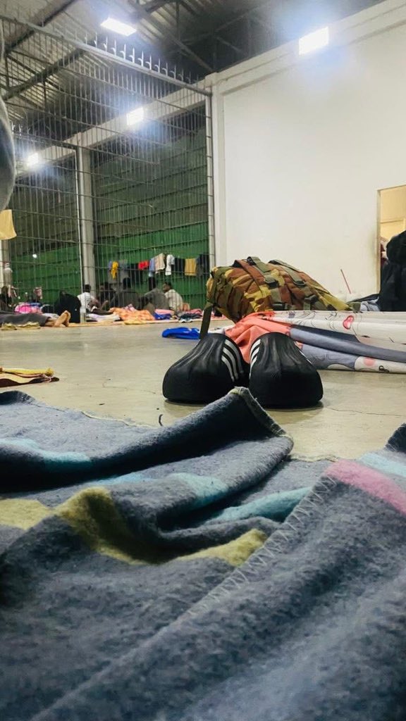 AdvoBarryRoux's tweet image. 13 South Africans were promised customer service jobs in Thailand. However, after arriving, they were taken by force to Myanmar, a known hotspot for trafficking syndicates. They are forced to work 14hrs a day in online scams, unpaid, &amp;amp; were told to pay R250000 each to be released