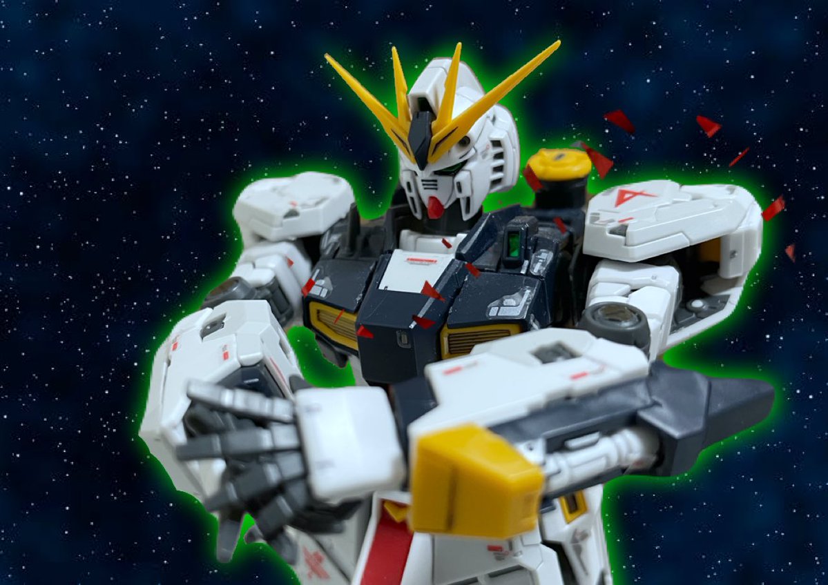 i83472366's tweet image. アムロ「ふざけるな！たかが脱出コクピット一つ……ガンダムで押し潰してやる！！」