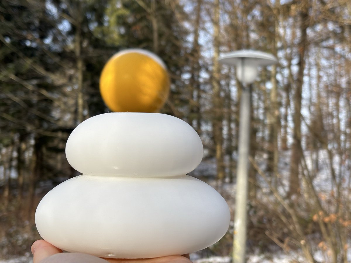 スイスで鏡餅が手に入らないので3Dプリントして色々な物で完成させてみた