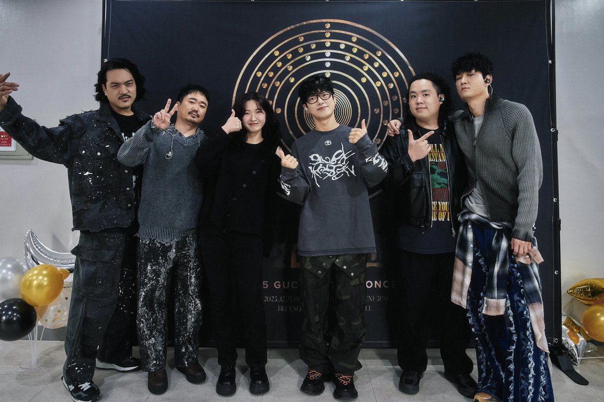 #PHOTO

𝟮𝟬𝟮𝟱 𝗚𝗨𝗖𝗞𝗞𝗔𝗦𝗧𝗘𝗡 𝗖𝗢𝗡𝗖𝗘𝗥𝗧 [𝗔𝗨𝗥𝗨𝗠]
➮ 𝑫𝑨𝒀-𝟏. 𝑯𝑰𝑮𝑯𝑳𝑰𝑮𝑯𝑻 𝑷𝑯𝑶𝑻𝑶

#GUCKKASTEN #국카스텐
#AURUM #CONCERT