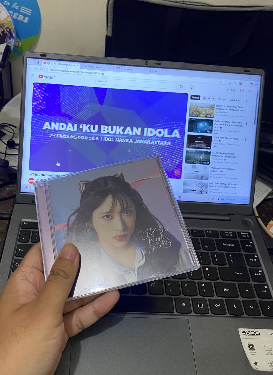 Pertanda opo iki 😂😂😂😂

Beberapa waktu lalu pas nobar sama temen-temen <a href="/Ub48Community/">UB48</a> dapet doorprize ini. Ngulik deh sampe rumah, apaan nih, eh kok enak juga, semoga segera dibawain jeketi. Gak taunya…