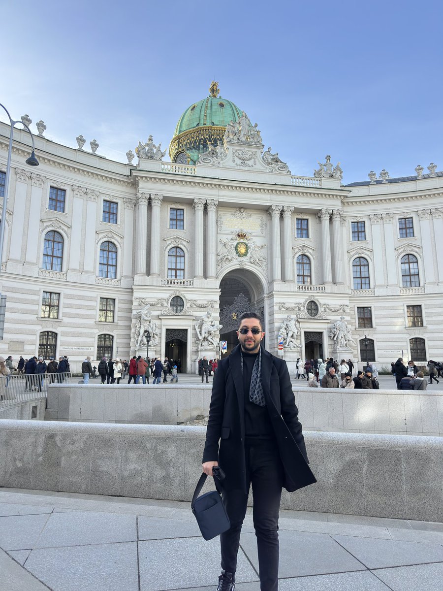 Sersala nû Hewi dıkım Bo hemu gelan aşîti û azadiye Derbas be.

01.01.2026
📍Wien/Austiria