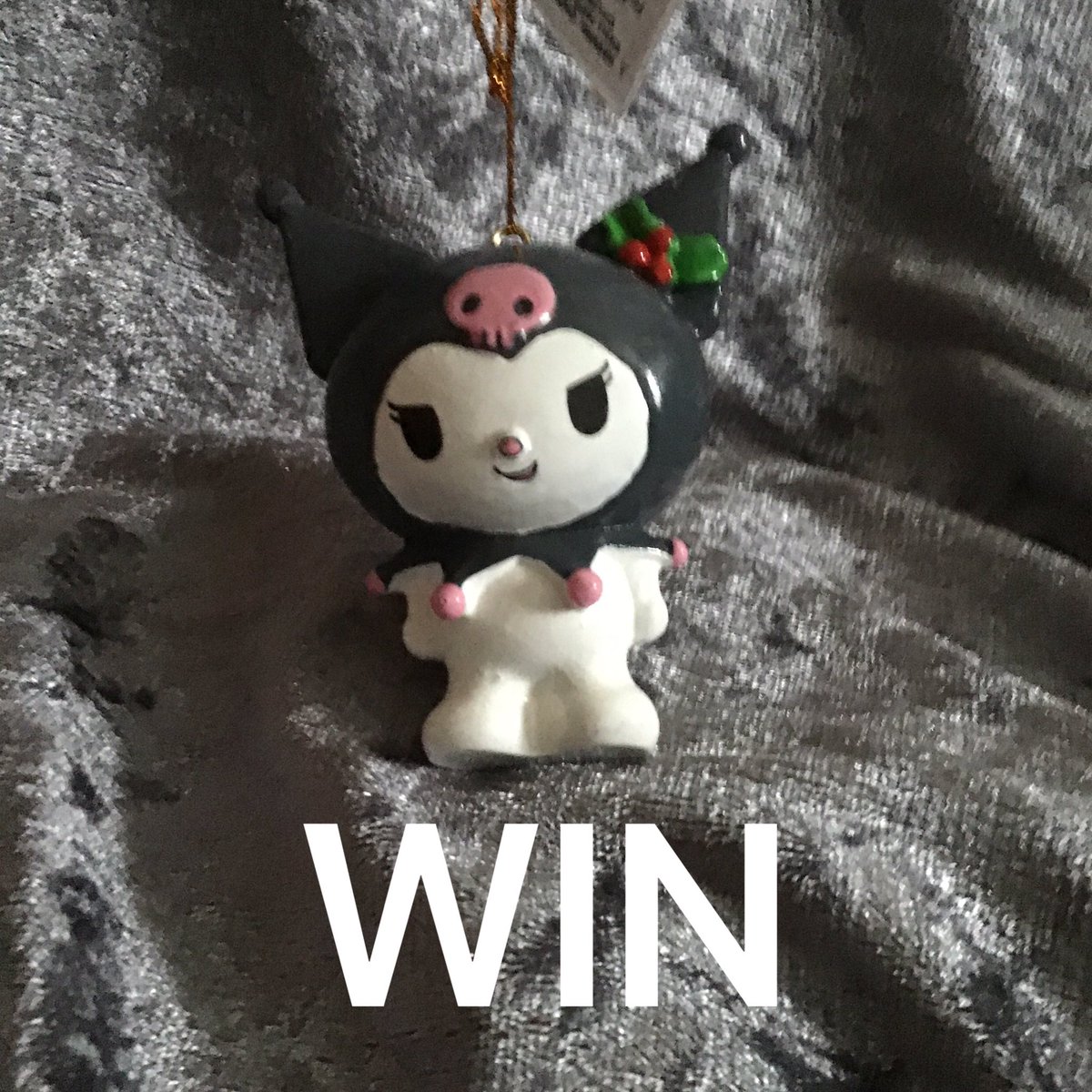 susan1375's tweet image. #win #typo #hellokitty #kuomi hanging ornament. Follow retweet &amp;amp; comment. #competition c\d 02/01 11.59pm gmt open wwide #Christmas2025