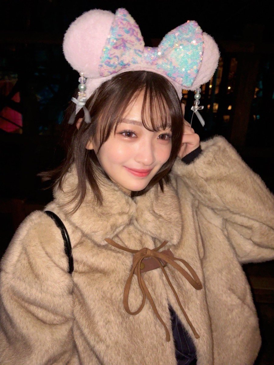 🤍#櫻坂46 #小島凪紗 ちゃん着用 💭谷口愛季ちゃん #airiblog □ EGGKA