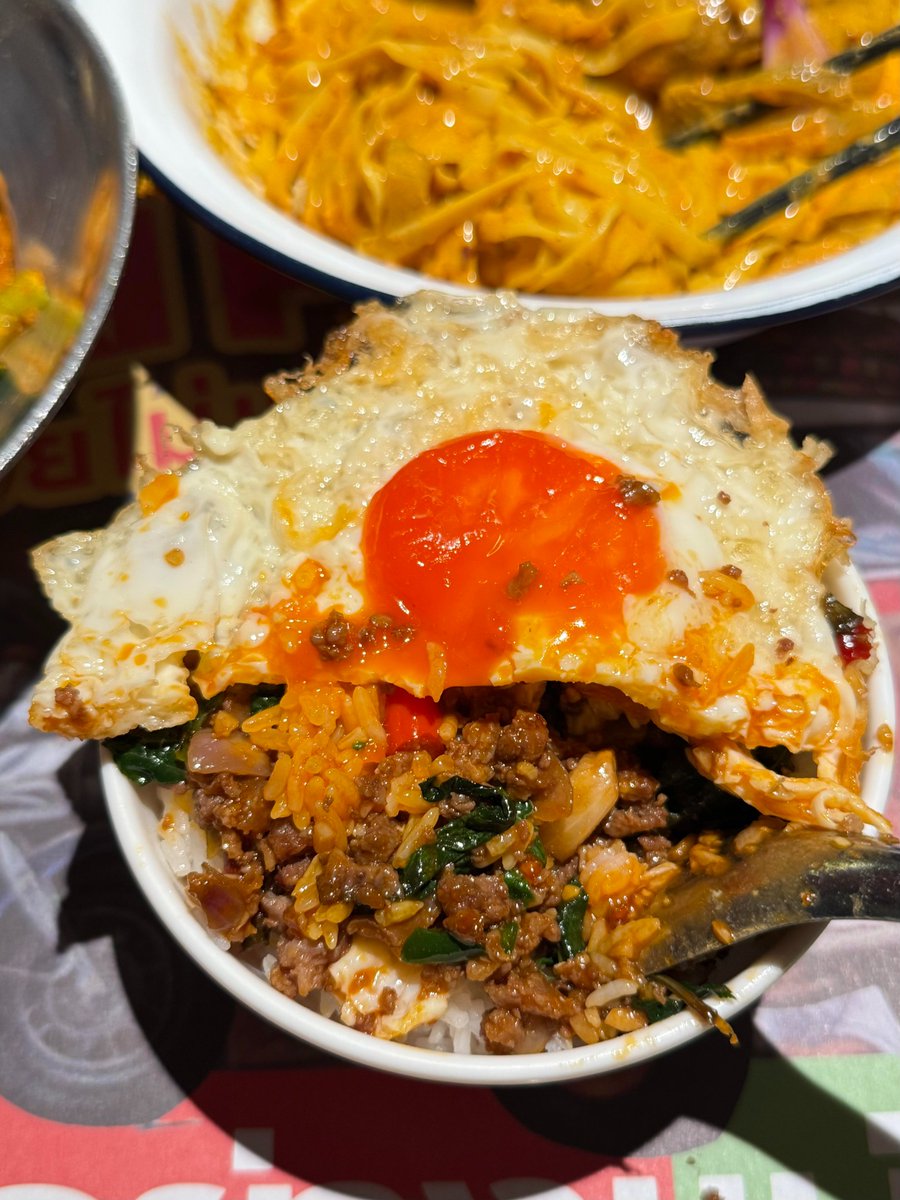 xue Wang (互fo互赞) tweet media