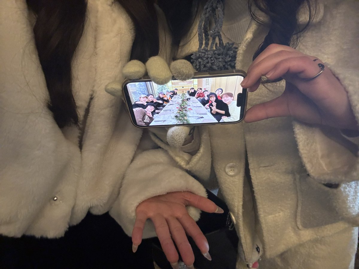 dkboos_bin's tweet photo. 2026年も皆さんよろしくお願いします💗
素敵な1年になりますように!!
みんな今年もたくさん会おうね〜.･*’’*･.♬
(すちペンと初詣いってきました https://t.co/N27Wpf9ByP