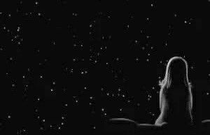 هناك رحيل نختاره
ورحيل نجبر عليه 
وبين الرحيلين
قلوب تحيا وقلوب تموت

#اللهم ارحم أبي وأمي 
كما ربياني صغيرا🤲