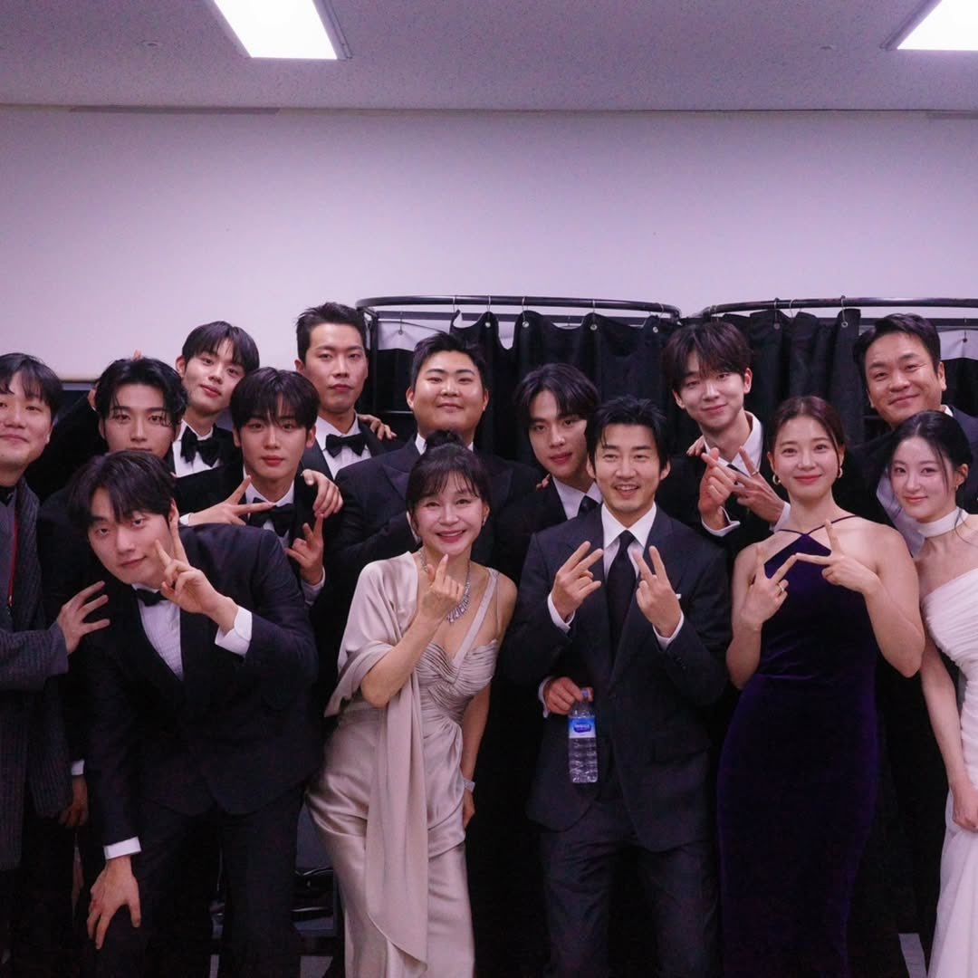 쌍브이 귀얍네ㅋㅋㅋ #윤계상