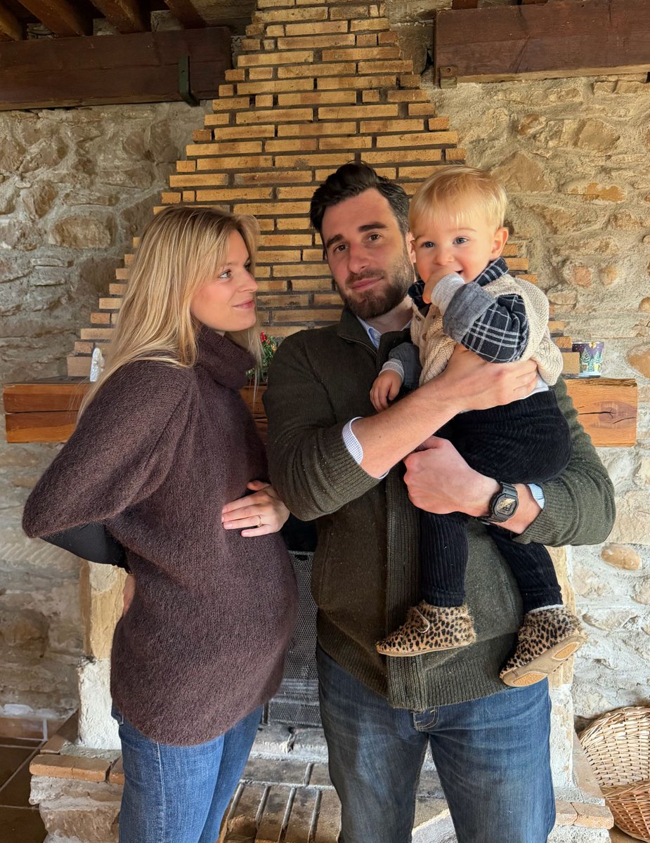 JRochedy's tweet image. Bonne année 2026 les amis ! Je vous souhaite le meilleur 🤰🐣