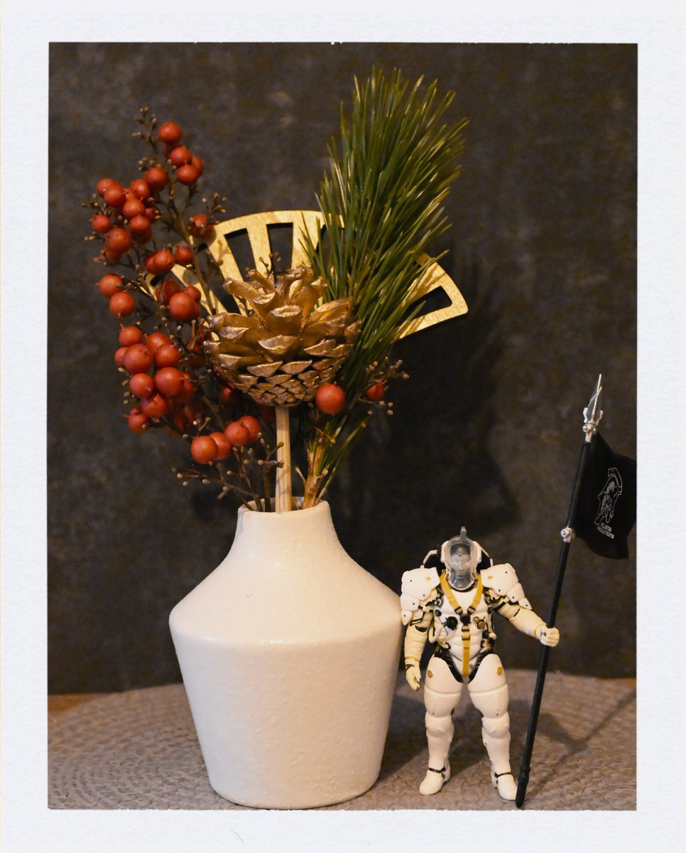 あけましておめでとうございます！🎍🌅毎年元旦は朝から料理したりバタバタと暗くなってからの挨拶💦
昨年からイベントに行くことも増えて、今年もなるべく機会があれば行けるといいな☺️ 変わらず仲良くしてくださる方がいれば嬉しいです✨どうぞ本年もよろしくお願いします🙇🙏