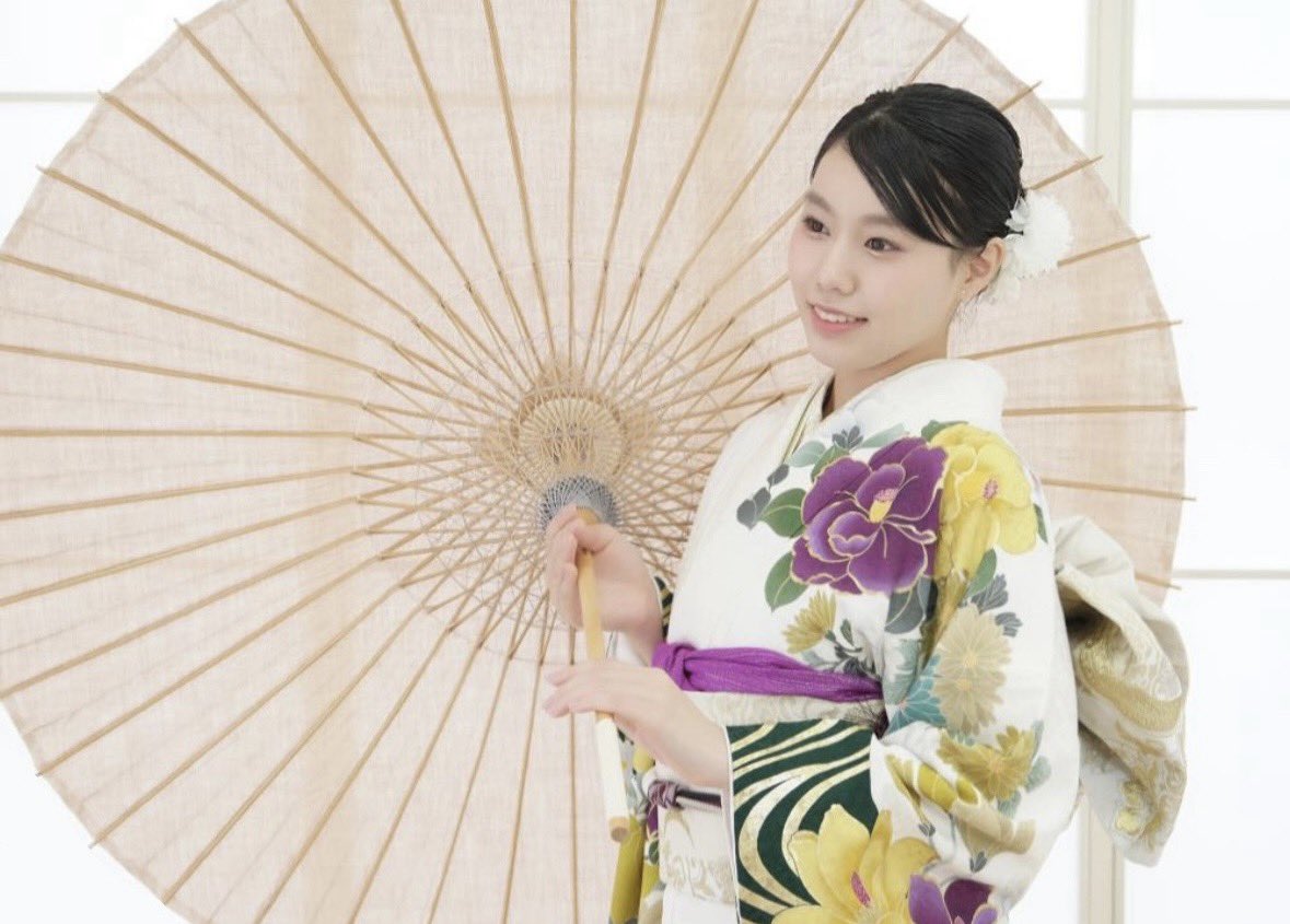 玉代勢ありさ tweet media