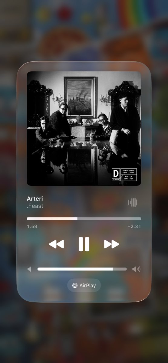 bubblesvsr's tweet image. awali malam 2026 dengan bersih bersih kamar kos di temanin feast🍻