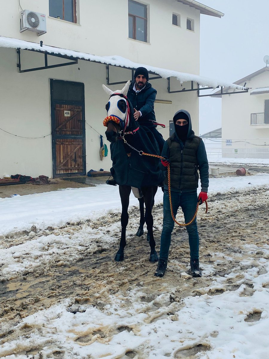 Kar kış demeden işimizi severek yapıyoruz OĞLUM VEDAT
