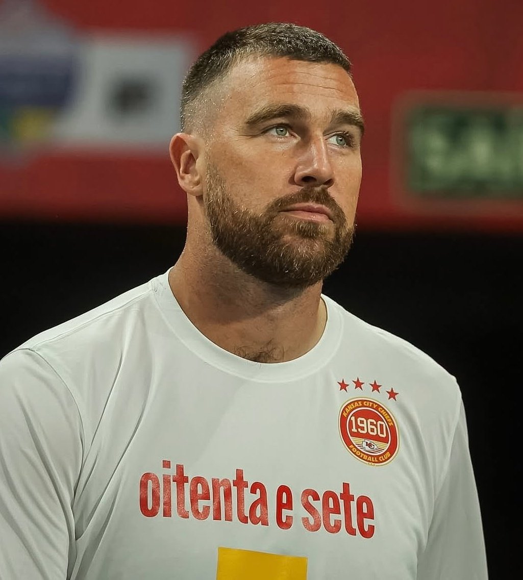 87KillaT's tweet image. leaderboard update: Travis is still number one but please keep voting as often as you can, voting ends through this Monday

Travis Kelce
#WPMOYChallenge