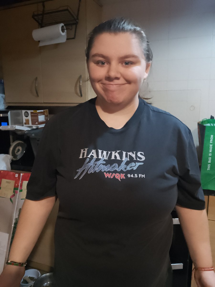 End of an era <a href="/strangerwriters/">stranger writers</a> <a href="/strangerwriters/">stranger writers</a> <a href="/Milliestopshate/">Millie Bobby Brown</a> <a href="/calebmclaughlin/">Caleb McLaughlin</a> <a href="/MatthewModine/">Matthew Modine</a> <a href="/GatenM123/">Gaten Matarazzo</a> omg my daughter still hasn't spoken since the final credits..she has loved u forever as have we..we thankyou for this fantastic series ..life will never be the same ♥️♥️♥️