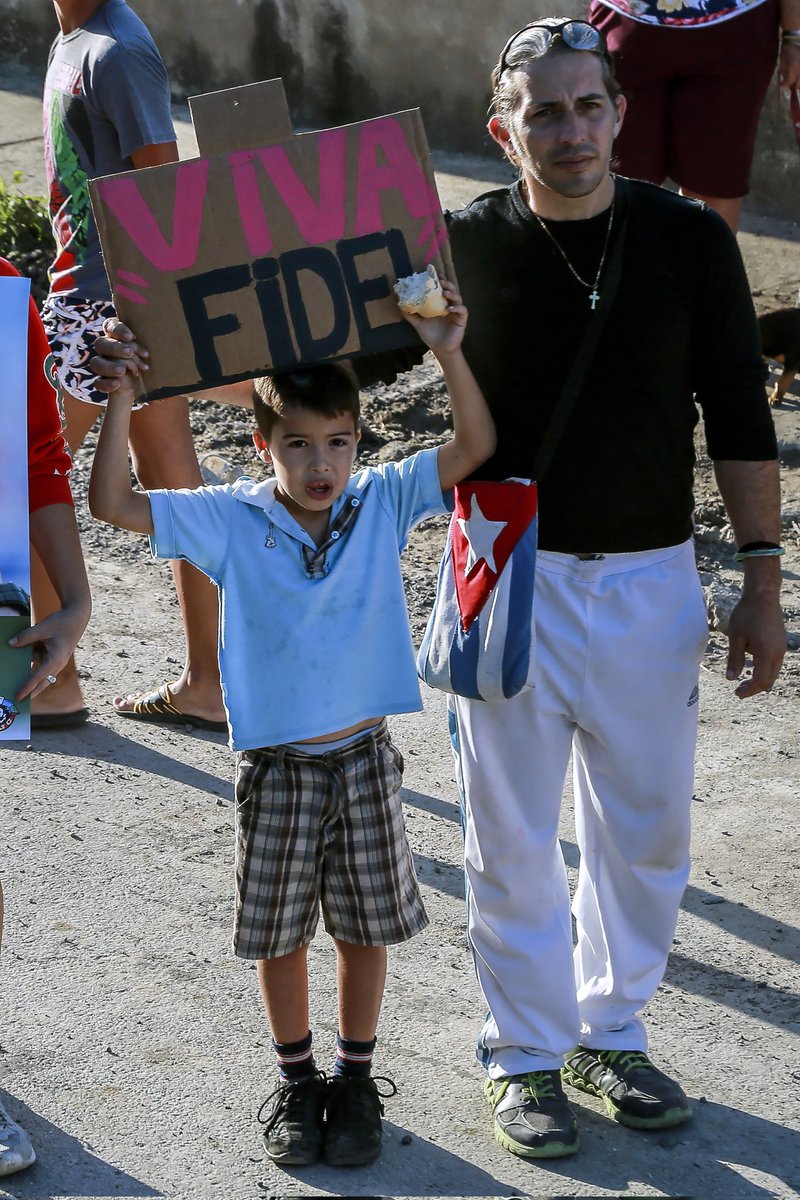 🇨🇺| "Que cada tarea que emprendamos en el 2026, desde las más complejas transformaciones económicas hasta el más sencillo gesto de solidaridad, lleve impregnado el espíritu fidelista de lucha".

#Fidel es un país y su centenario es de todos.

📎| presidencia.gob.cu/es/noticias/fi…