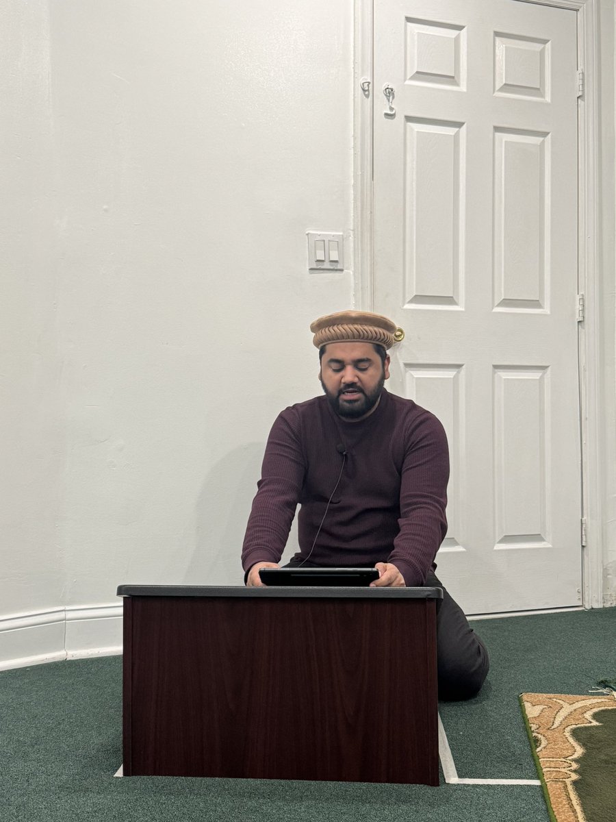 MkaBronx's tweet photo. By the grace of Allah, bronx held its new years congregational Tahajjud/ Fajr salat. After prayer we got a chance to hear a great dars delivered by Regional Qaid sb. It highlighted the importance of self assessment and much more. 
JazakAllah !!! https://t.co/fuKTyCbthr
