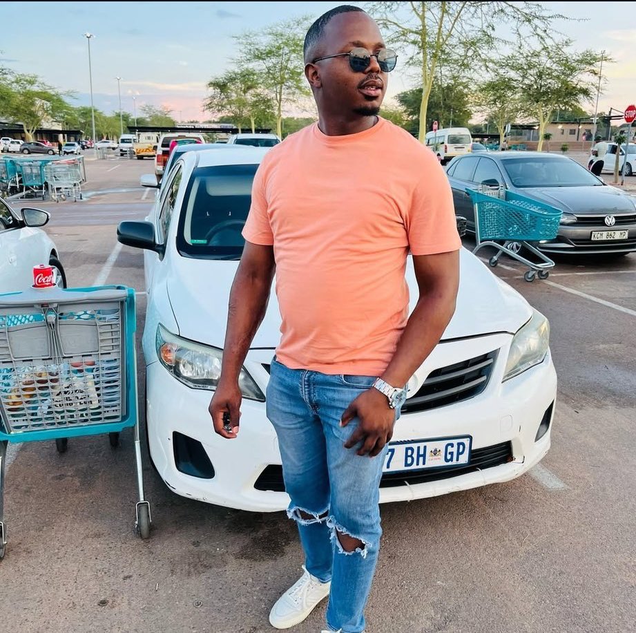 Man’s NOT Barry Roux tweet media