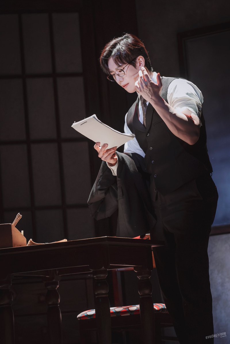 HeyreyP's tweet image. 260101 팬레터
스페셜커튼콜 거짓말이 아니야
김해진 #김경수 #배우김경수

야앵풍경을 발견한 선생님