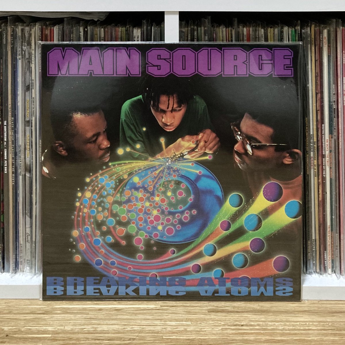 元旦の夜に熱いお茶を飲みながら、静かにレコードを聴きヒップホップを