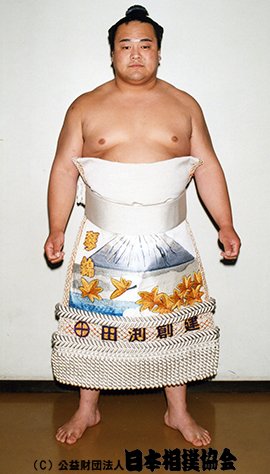 今日の #大相撲クイズ 🎩 ＞ 2026年1月2日(金) Q、速攻相撲が持ち味