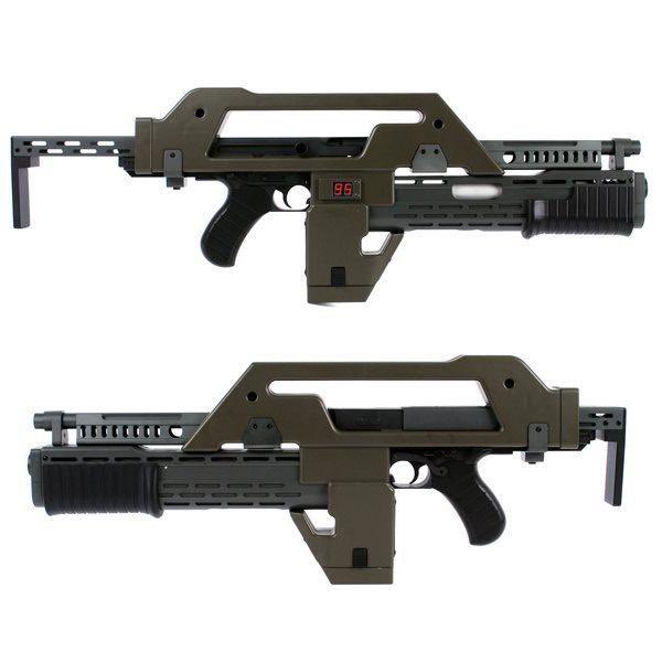 aliens』 M45A1 パルスライフル。 トンプソンM1A1ベースだし、東京