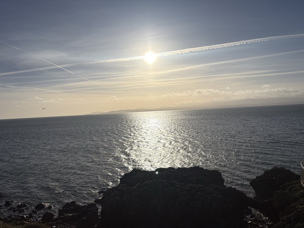jodris16's tweet photo. #Dublin #NewYearsDay https://t.co/KHiQAfDvfW