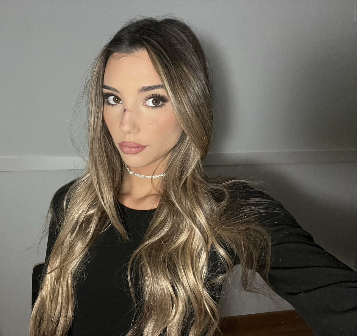 sofiacorellano's tweet image. última | primera