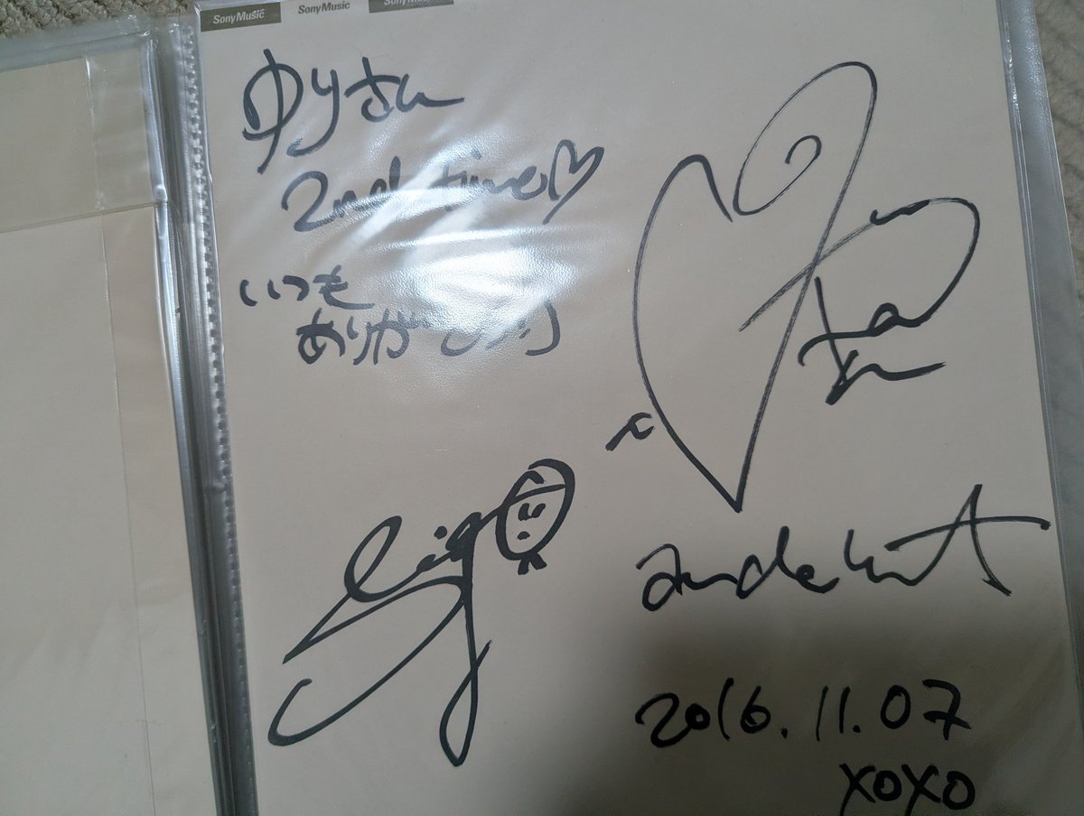 Y_EUROglobal's tweet photo. アンナちゃん、好き過ぎて、切り抜きなど引っ張りだす😌笑
#anderlust https://t.co/VLwRjwmhKh