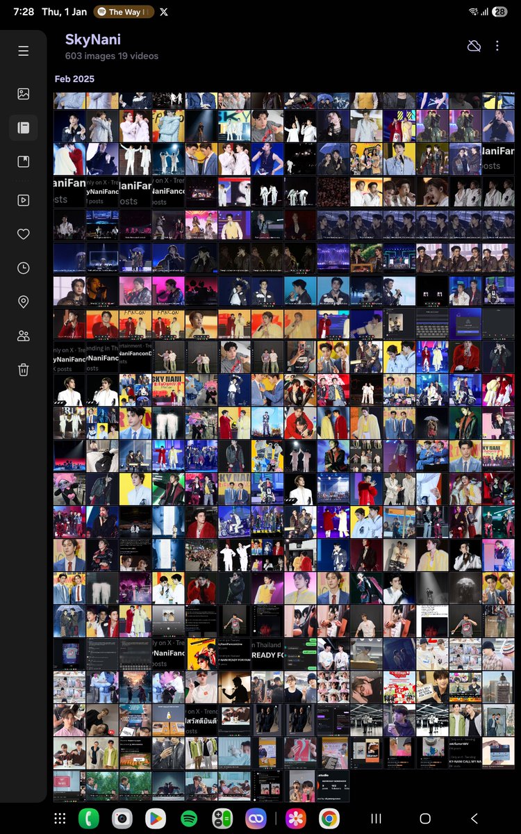 I'll keep fancon pics and videos 🫠( I CAN'T TOUCH IT) 
i love SkyNani fancon very much, SkyNani 2026 fancon I'm waiting!
