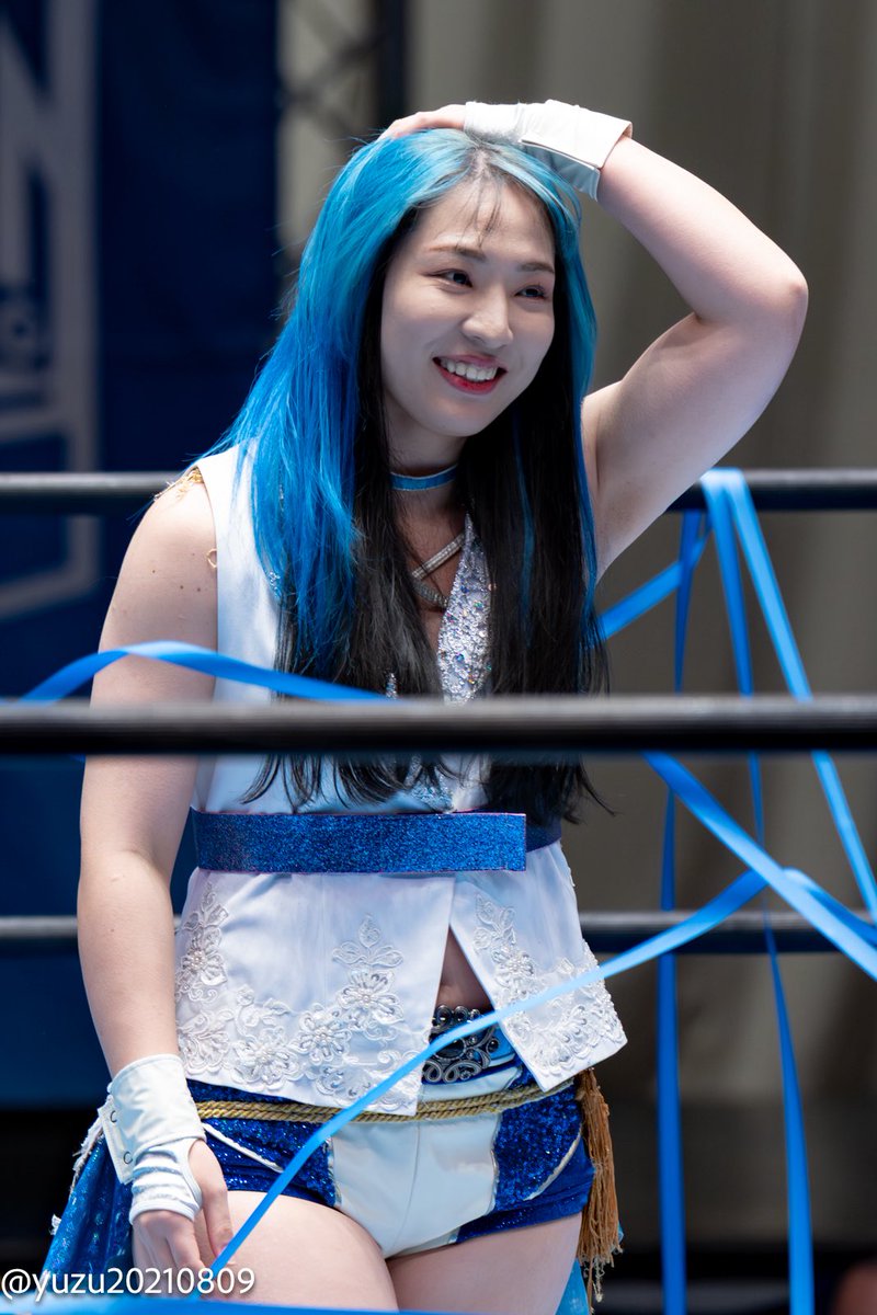 yuzu20210809's tweet image. 世羅さんのラストアイスリボンを観ることができて嬉しかったです。デビュー戦の相手ハム子さんとの対戦だったので尚更でした。
撮影日:2025年12月31日
撮影場所: #iceribbon 後楽園ホール
#世羅りさ